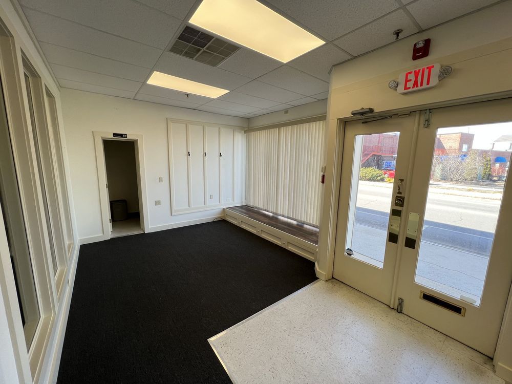 13 Washington St, Sanford, ME 04073